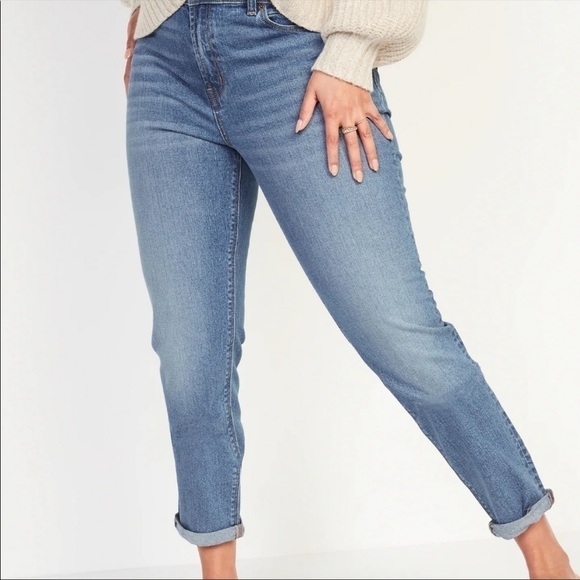 Old Navy Boyfriend Glacier Cropped Denim Jeans - Picture 1 of 9